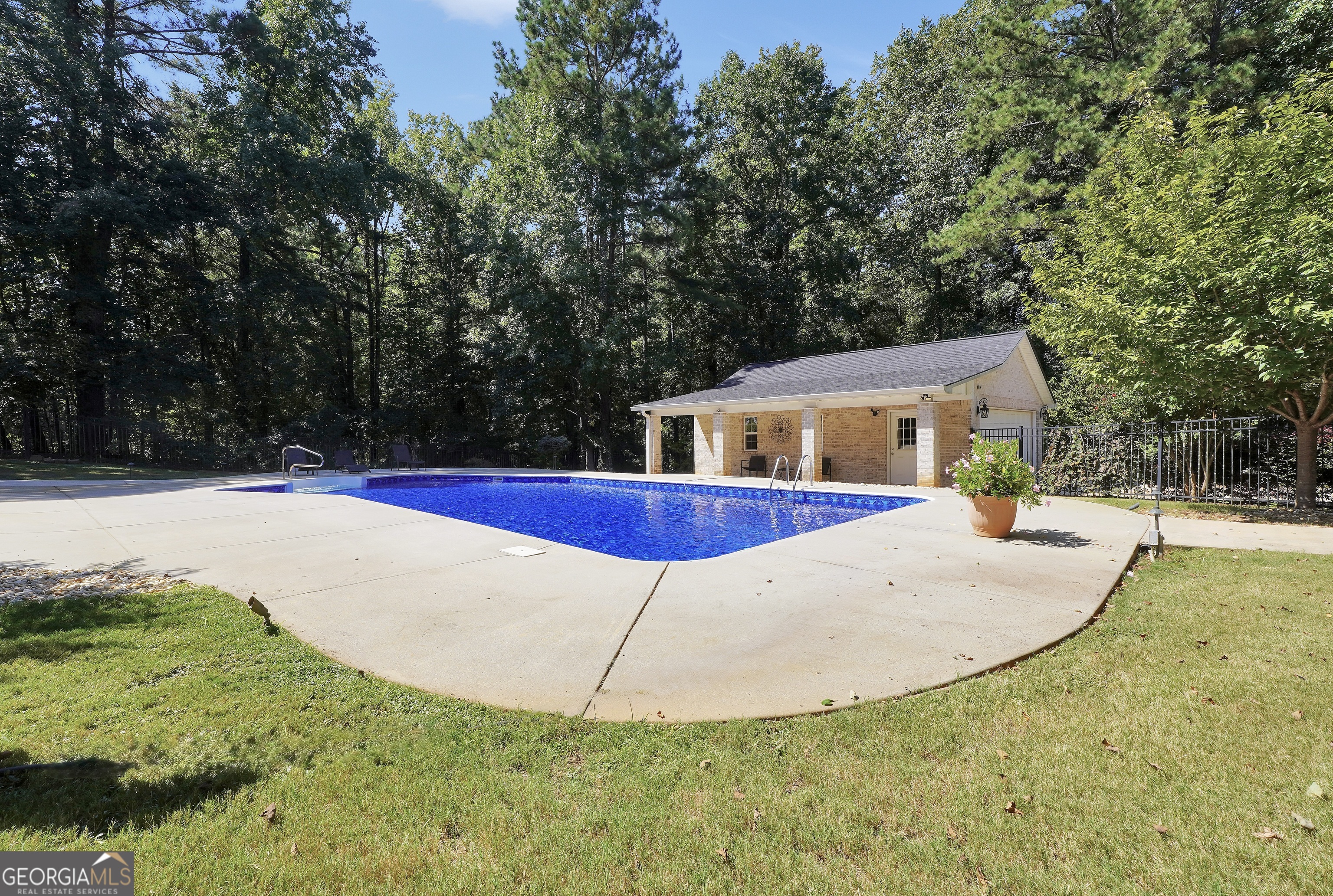 1202 Persimmon Way Property Photo 81