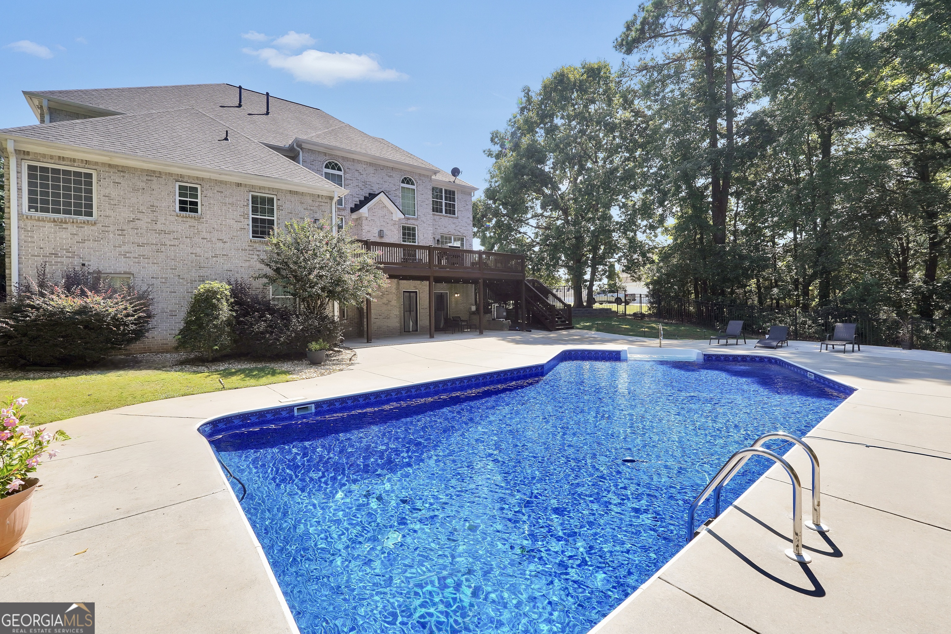 1202 Persimmon Way Property Photo 84