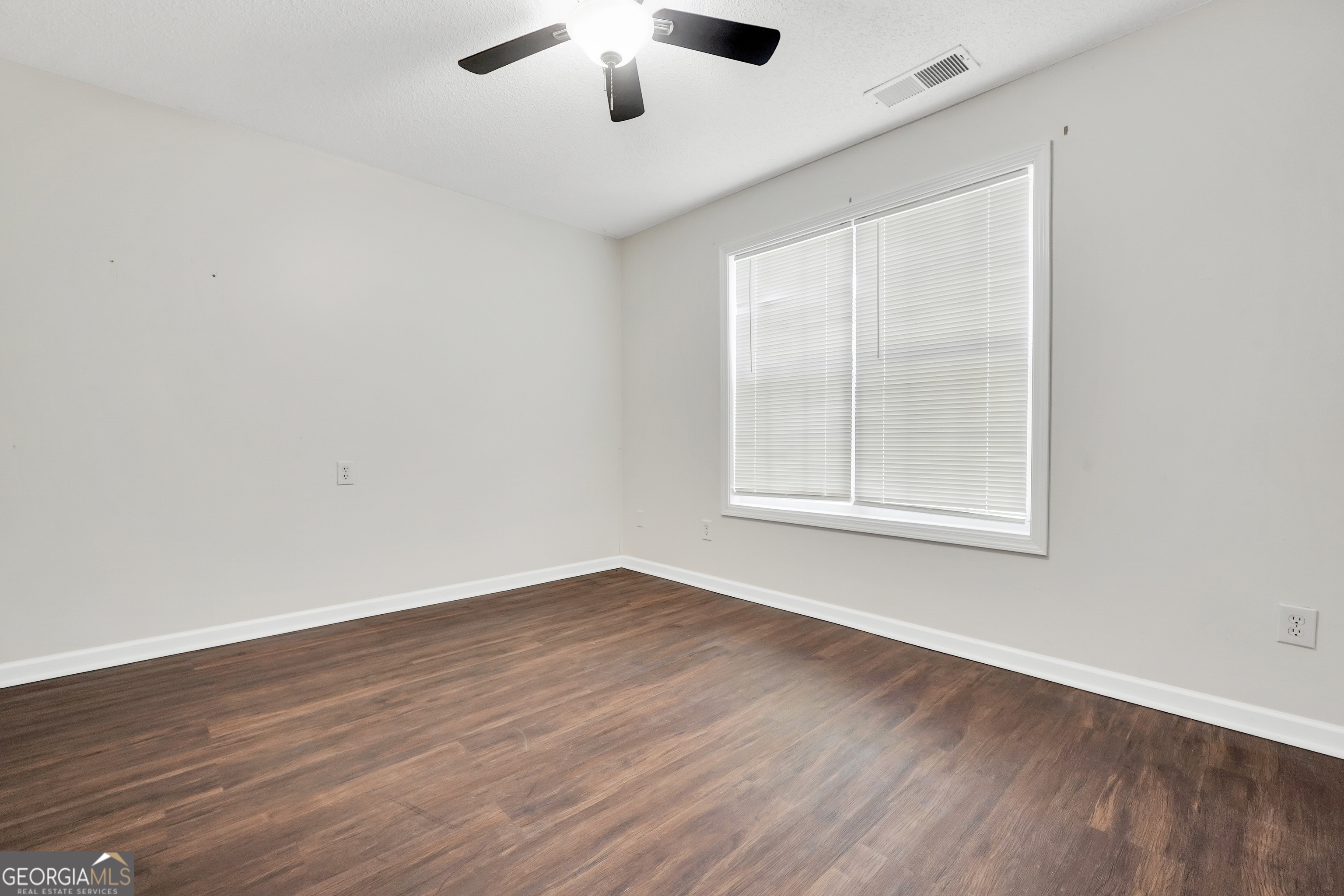 105 Dawn Court Property Photo 42