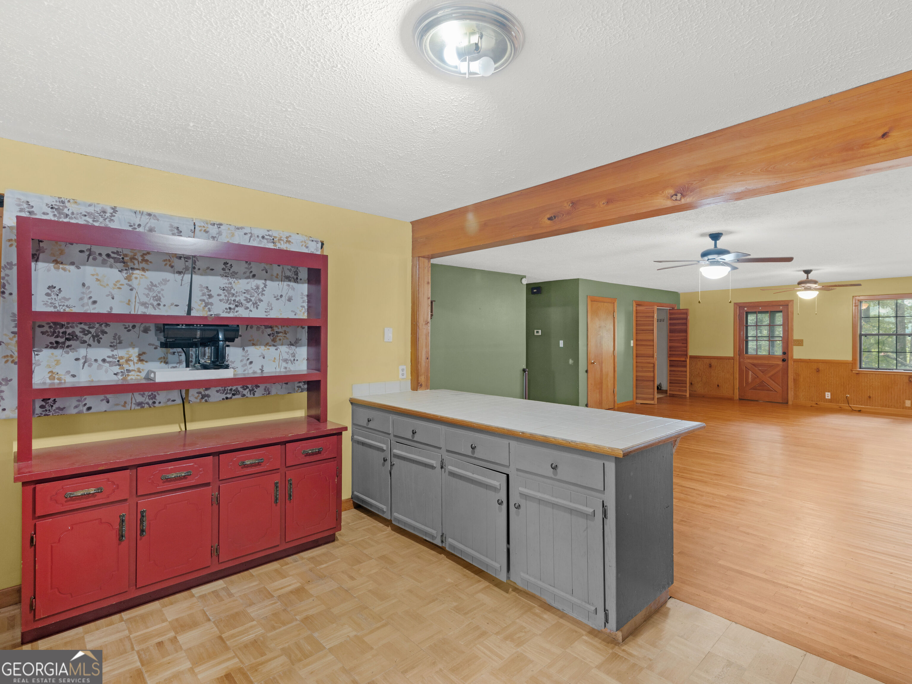 107 Midway Road Property Photo 12