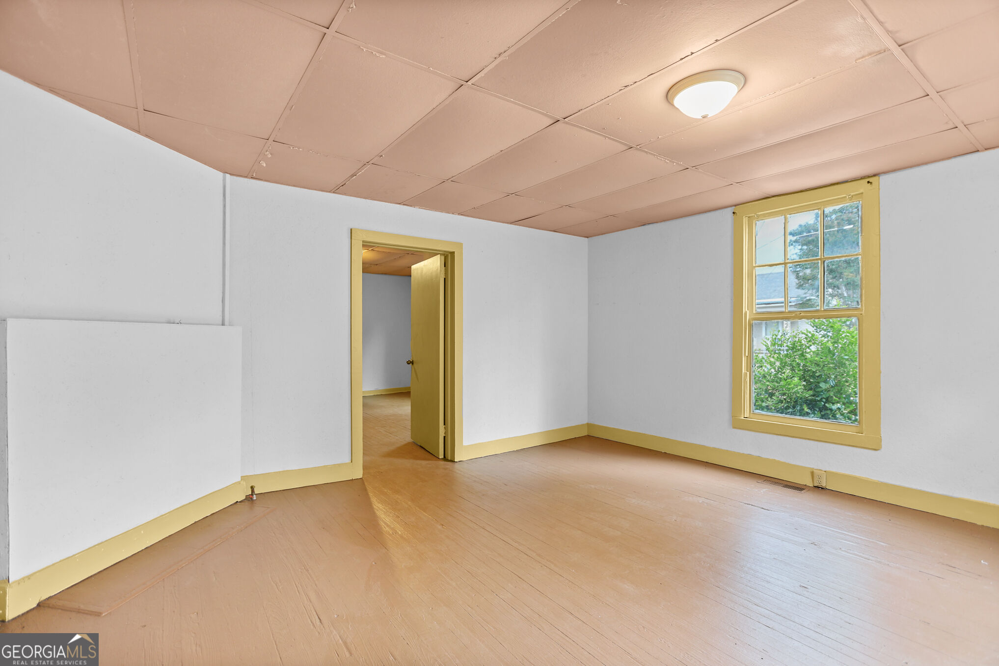 209 Ware Street Property Photo 4