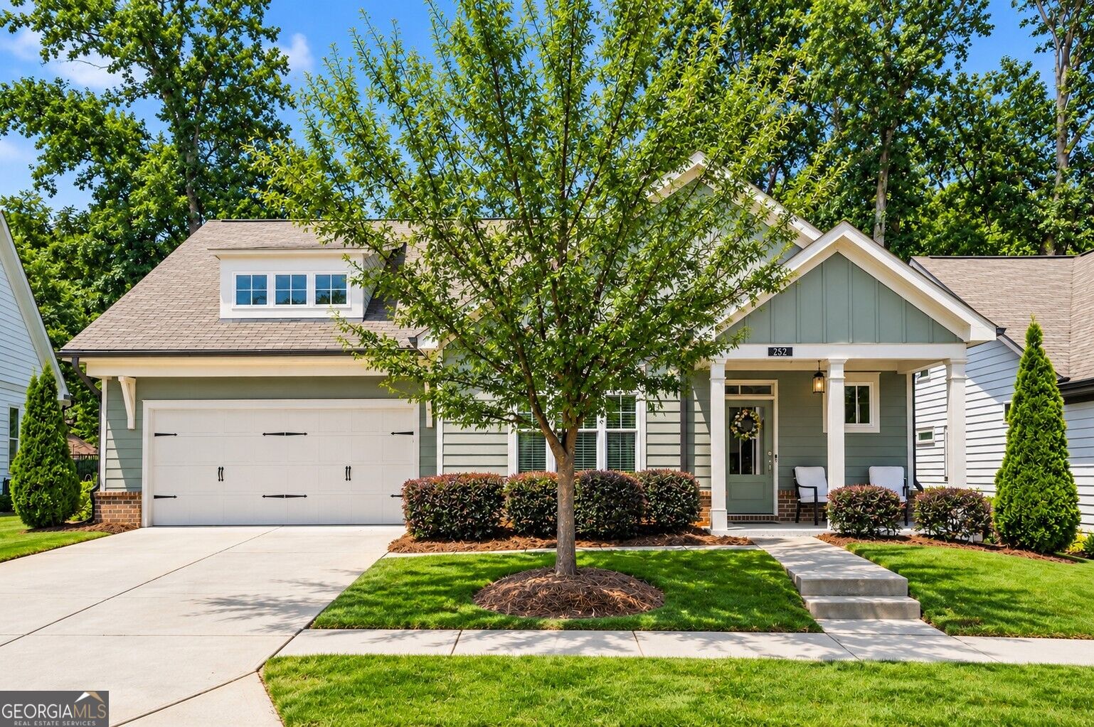 252 Saratoga Drive Property Photo 1