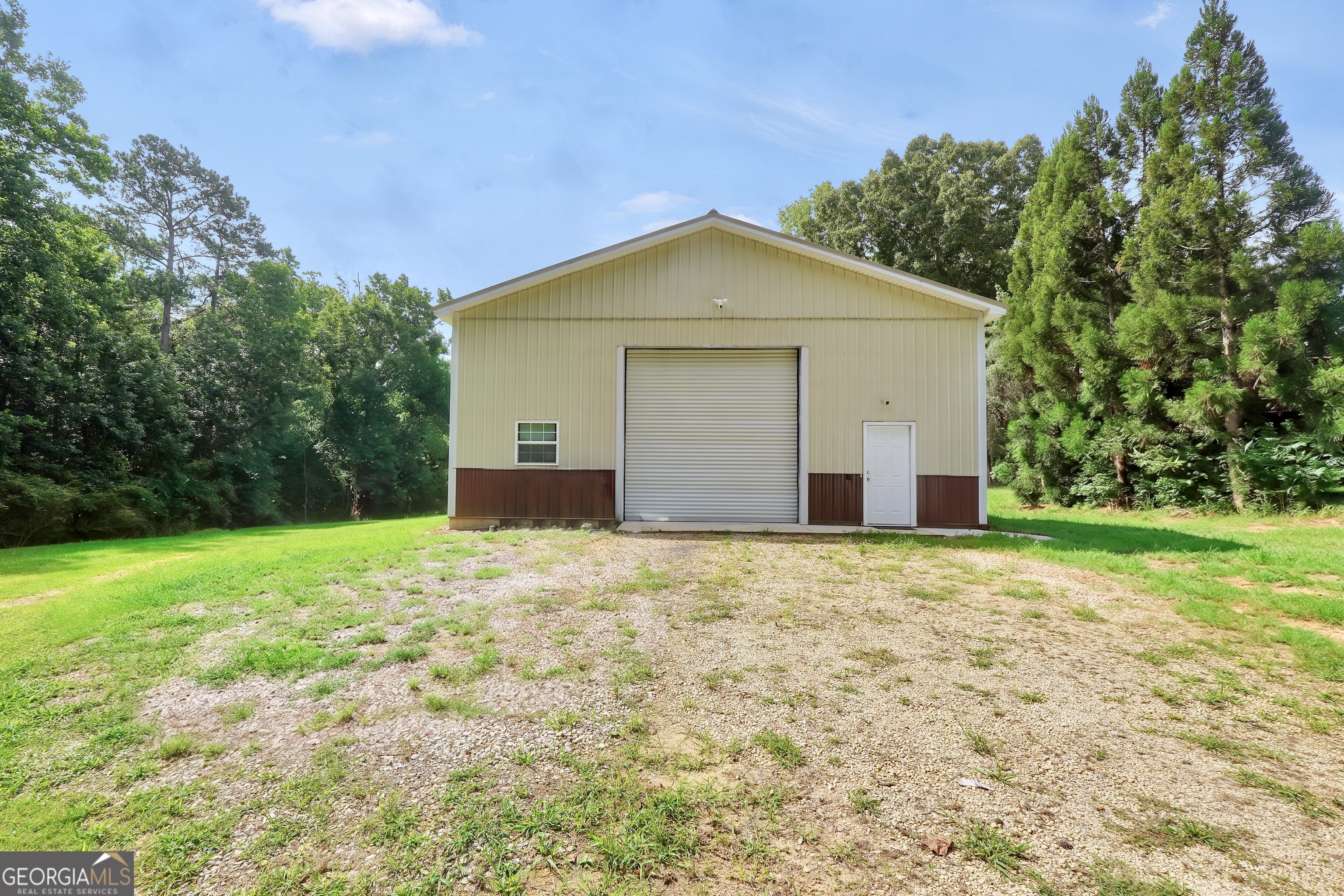 122 E Knight Road Property Photo 6