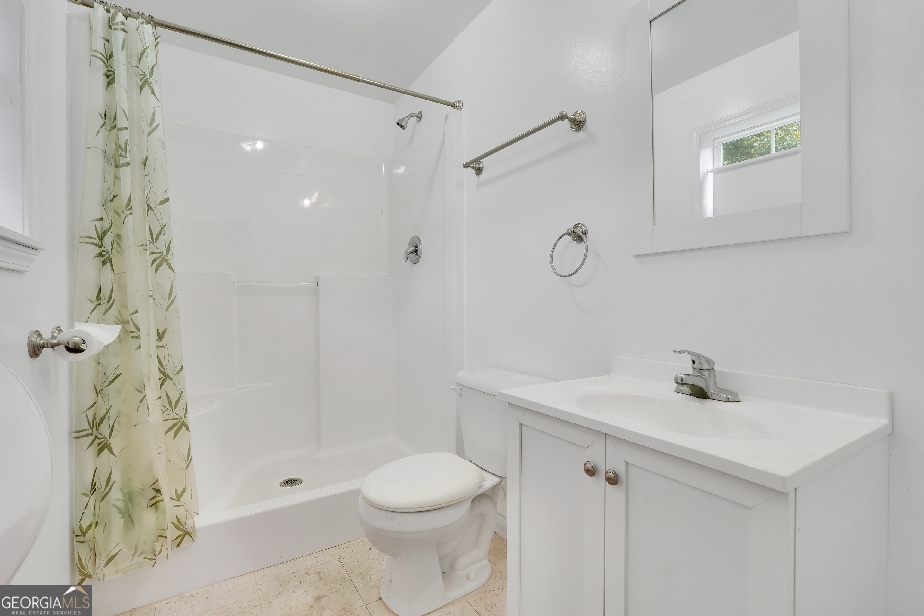 122 E Knight Road Property Photo 11
