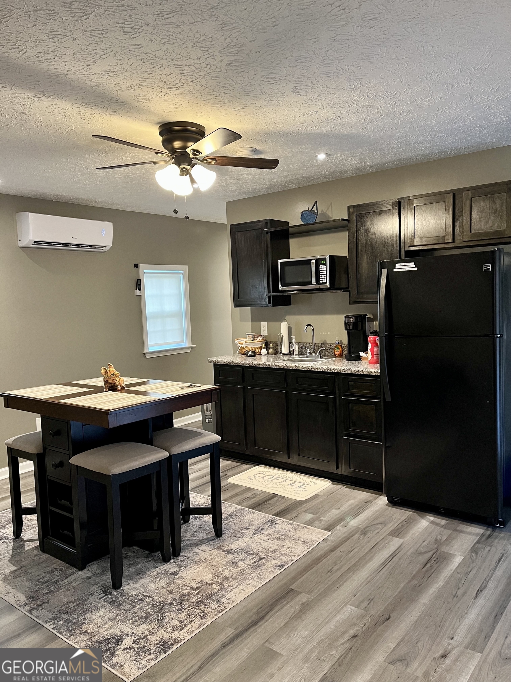 122 E Knight Road Property Photo 16