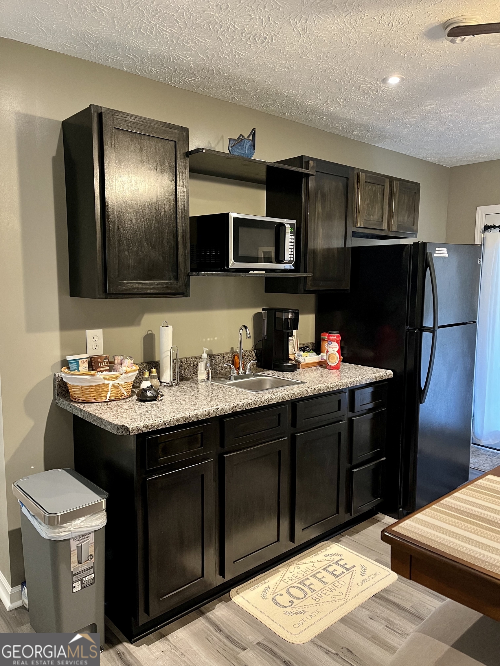 122 E Knight Road Property Photo 17