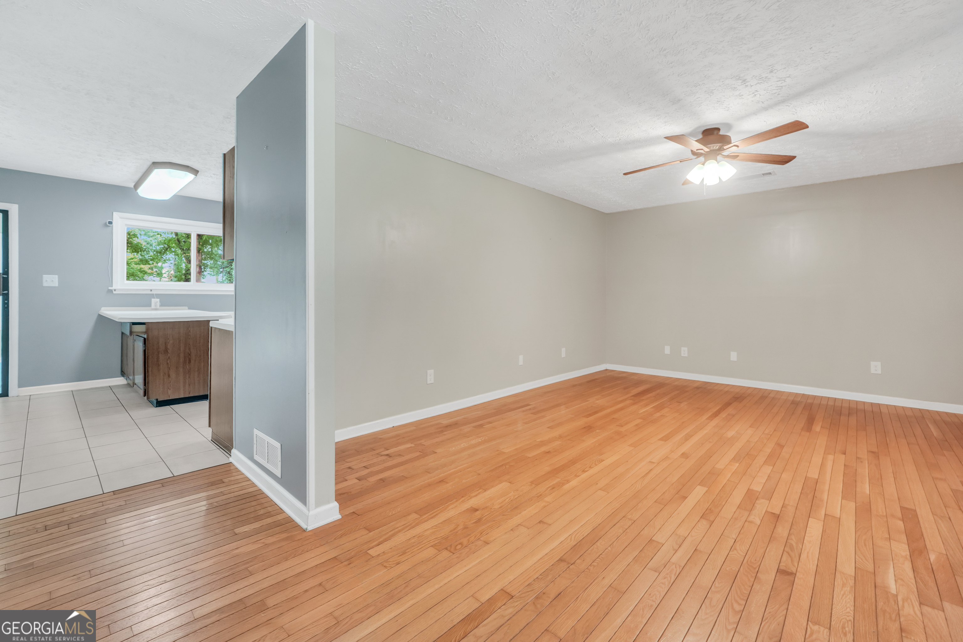 122 E Knight Road Property Photo 31