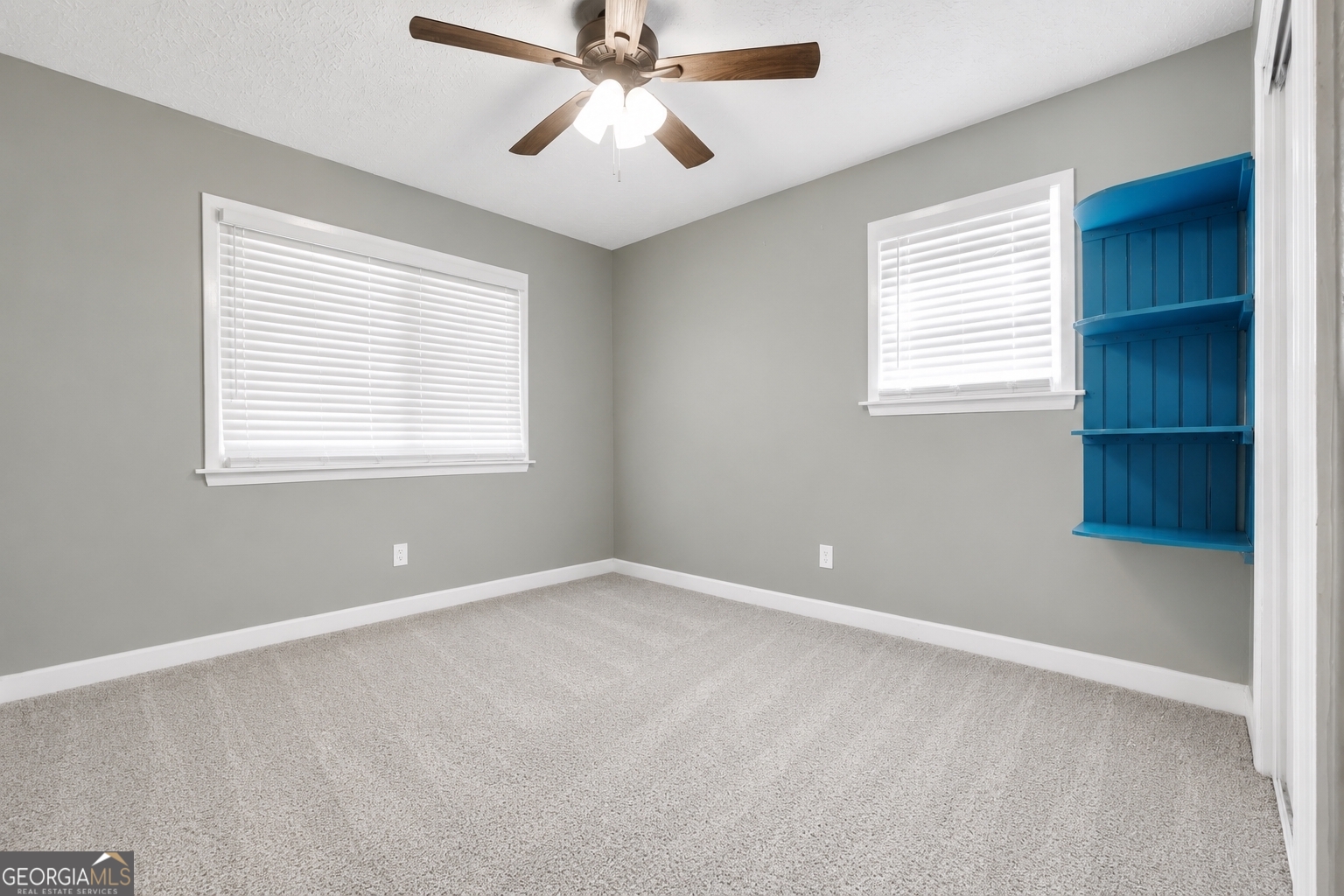 122 E Knight Road Property Photo 46