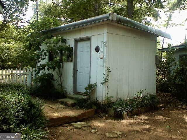 143 Weavers Lake Front Road Property Photo 4