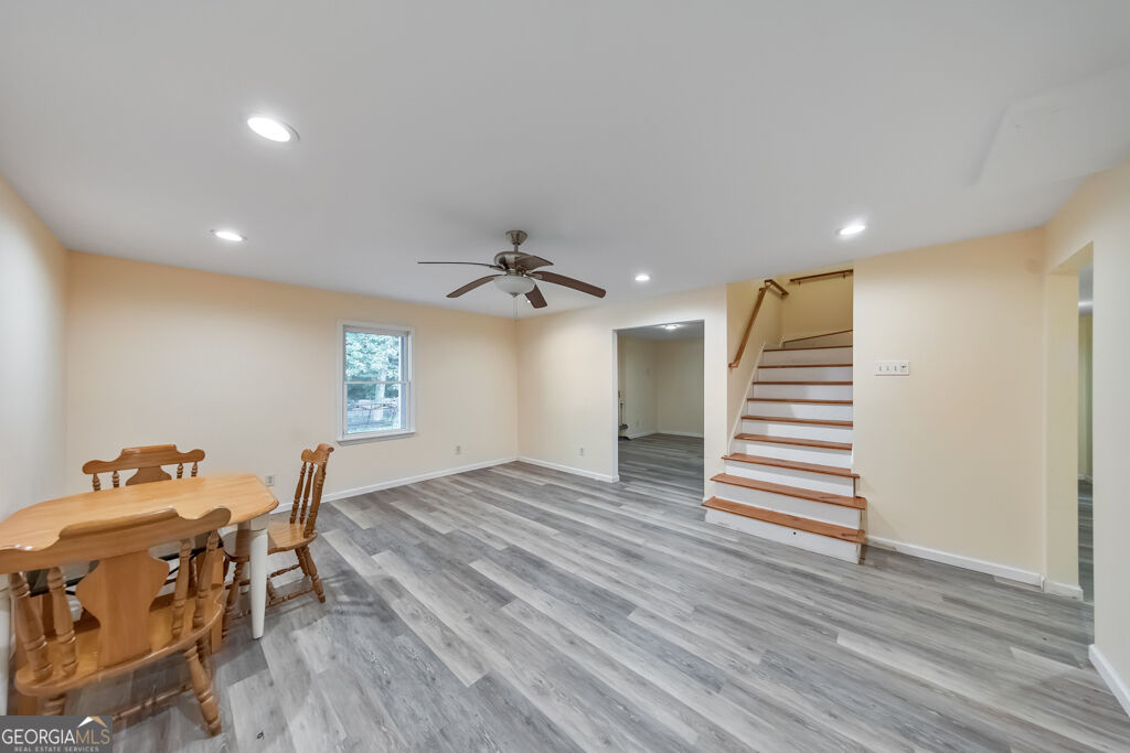 638 Braidwood Drive Nw Property Photo 6