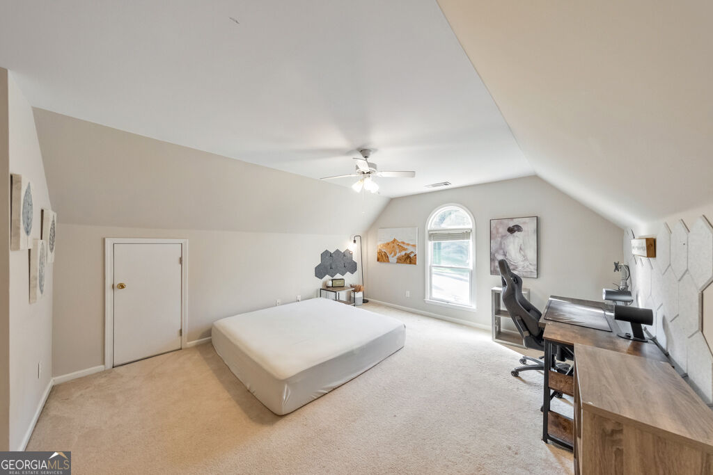 638 Braidwood Drive Nw Property Photo 25