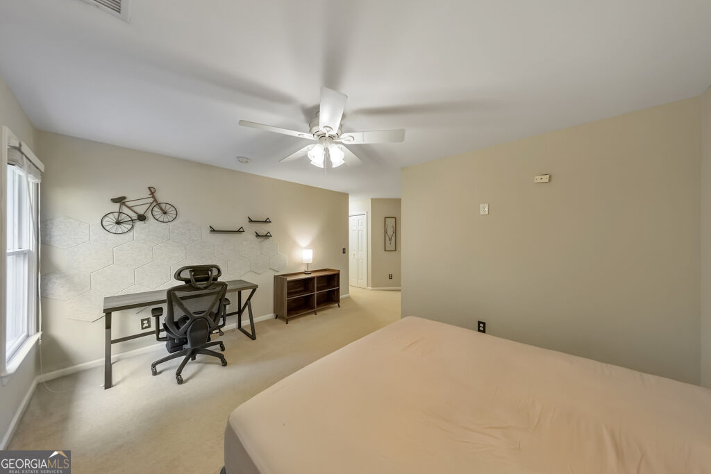 638 Braidwood Drive Nw Property Photo 32