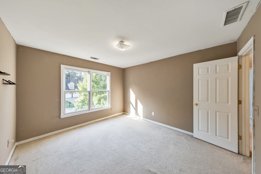 638 Braidwood Drive Nw Property Photo 33