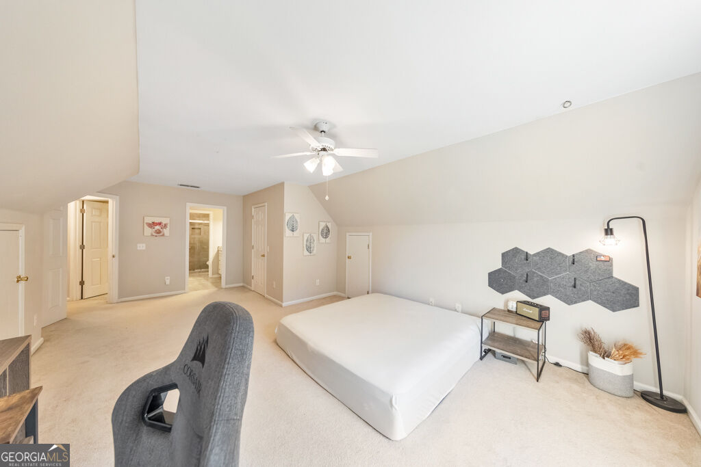 638 Braidwood Drive Nw Property Photo 35