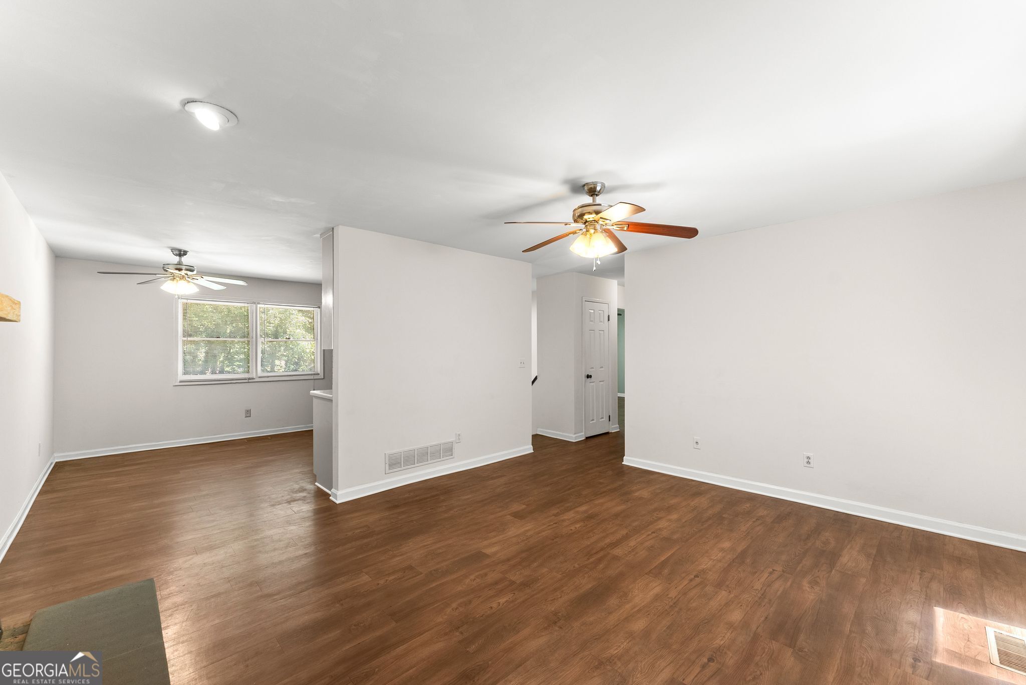 1421 Northwood Circle Ne Property Photo 9