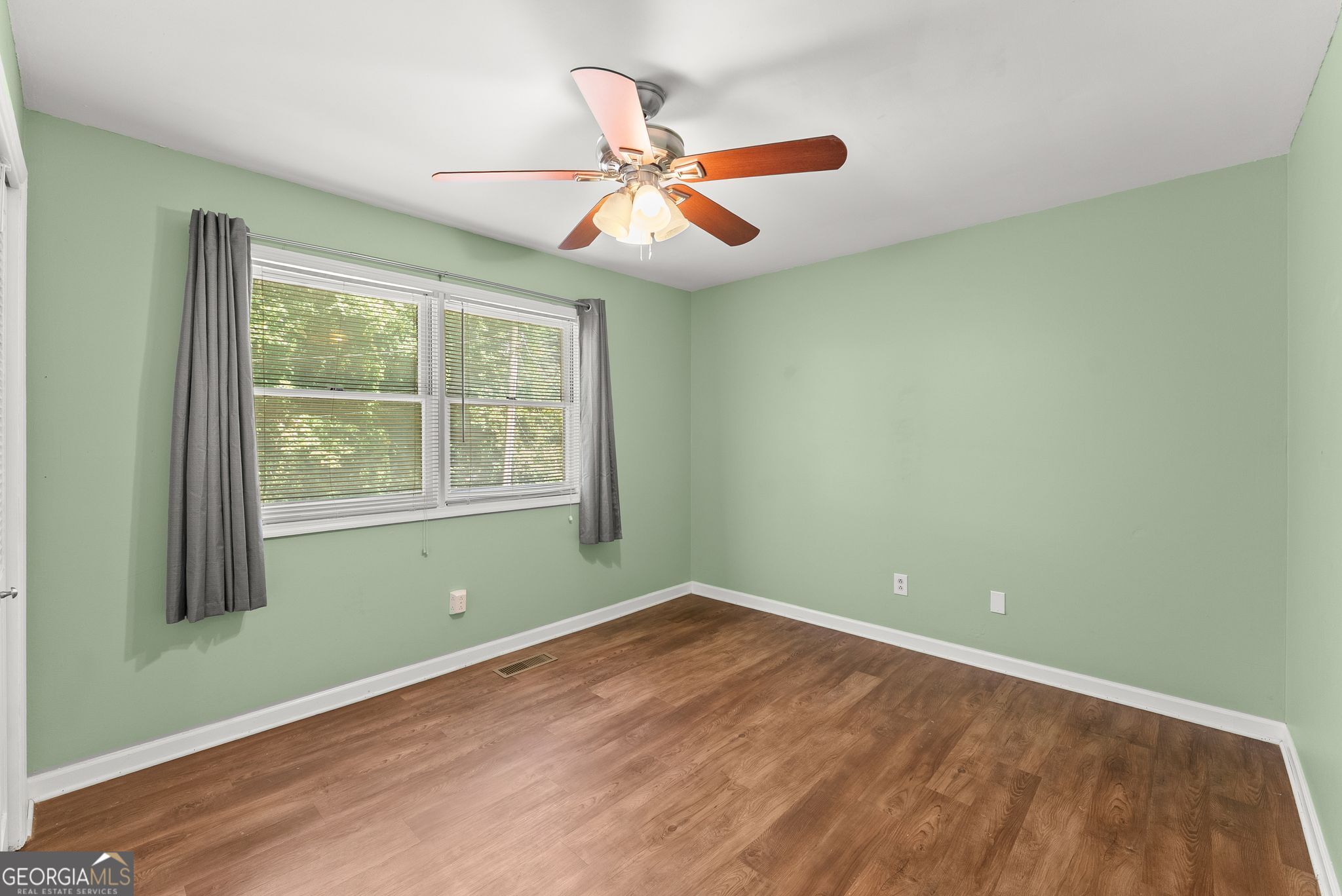 1421 Northwood Circle Ne Property Photo 16
