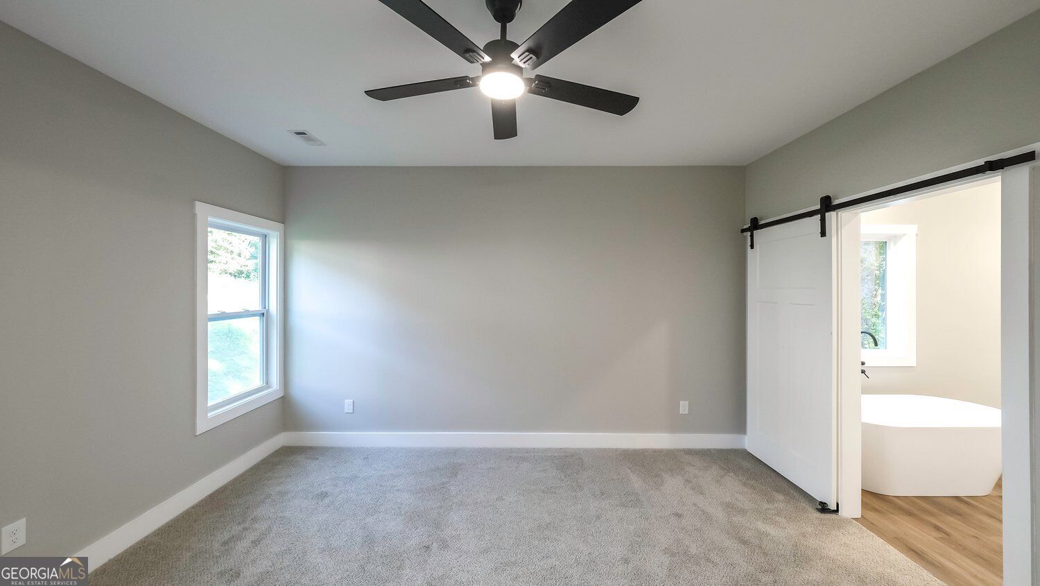 1118 Whispering Hills Drive Property Photo 19