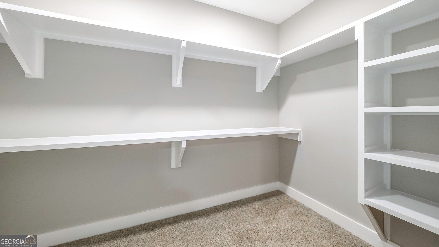 1118 Whispering Hills Drive Property Photo 29