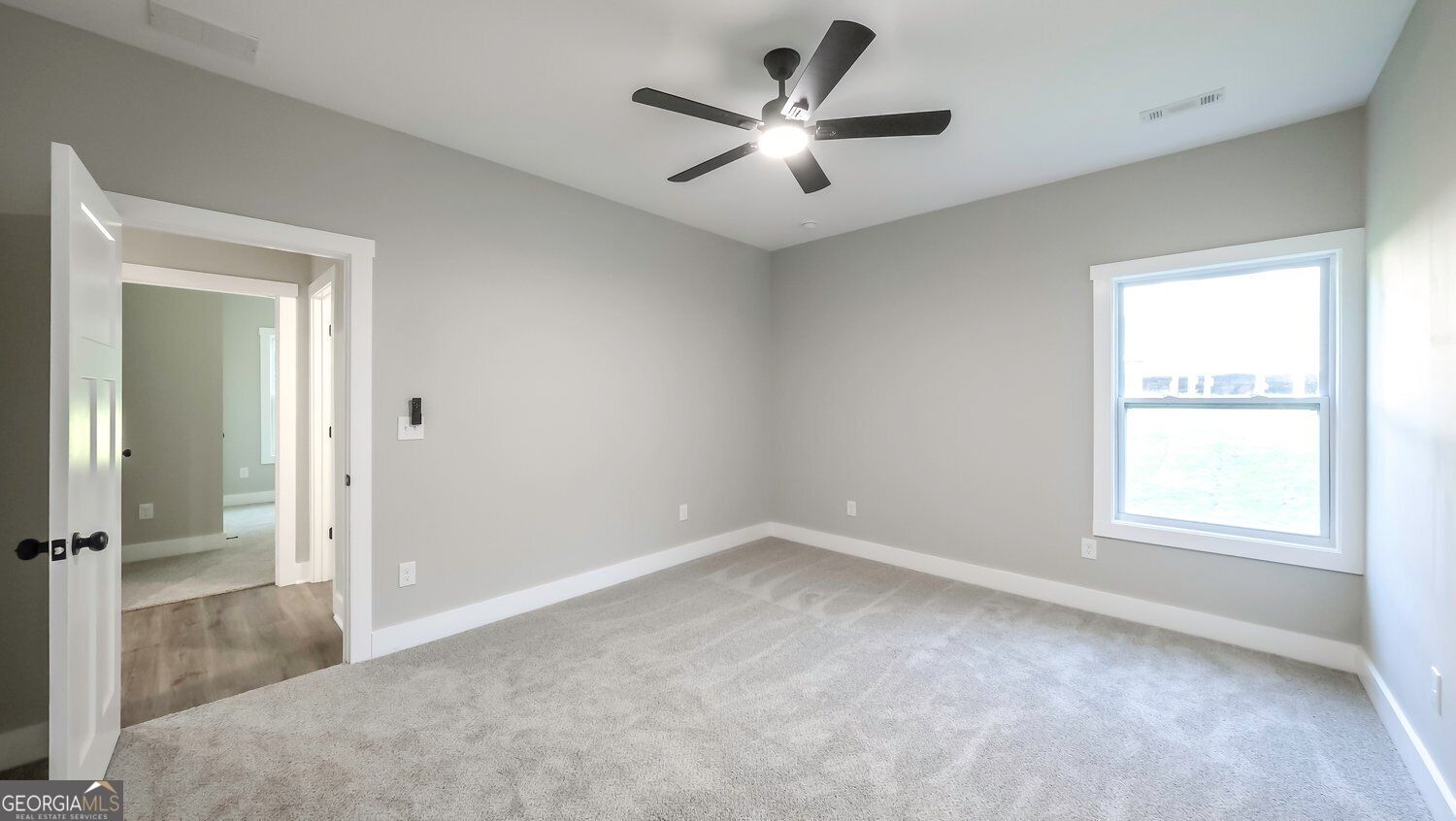 1118 Whispering Hills Drive Property Photo 32