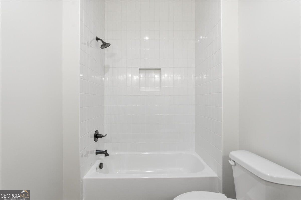 115 Oak Hill Circle Property Photo 13
