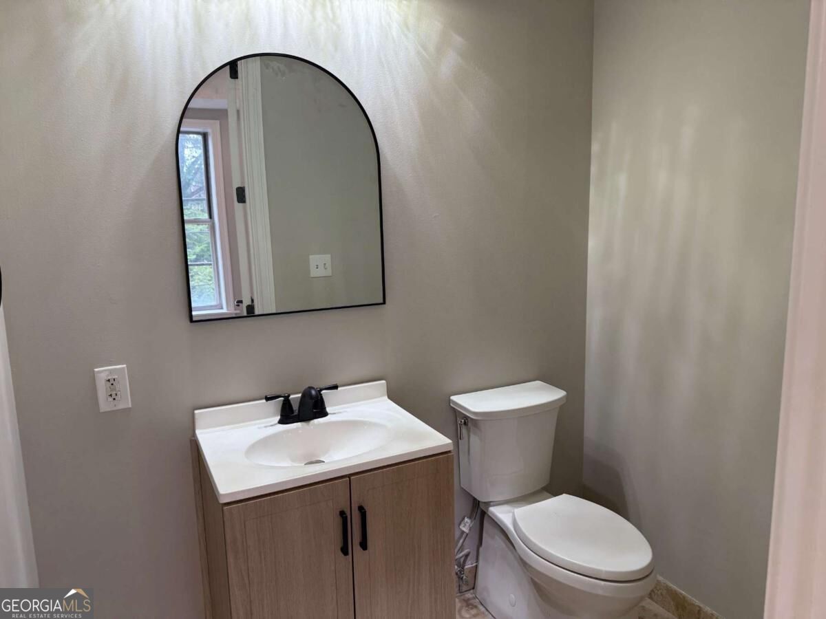 2255 Peachtree Road Ne # 322 Property Photo 19