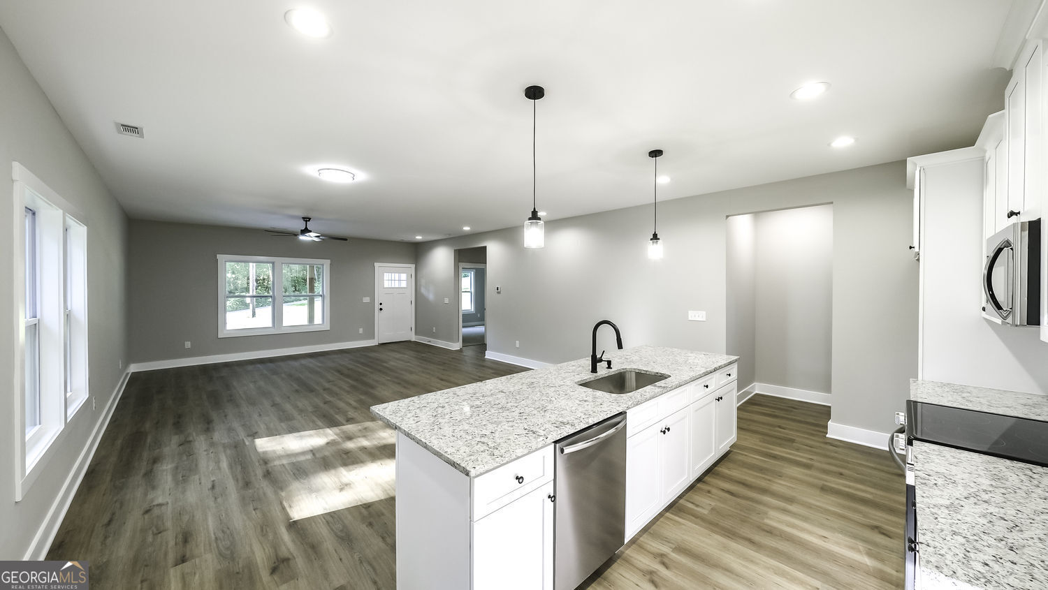 1120 Whispering Hills Drive Property Photo 16