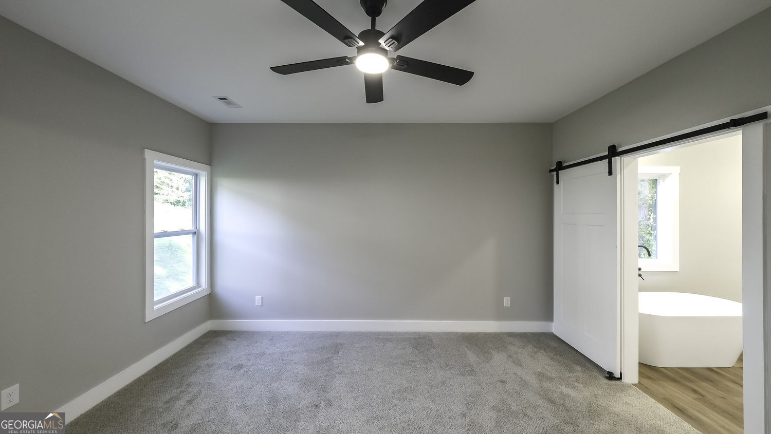 1120 Whispering Hills Drive Property Photo 21