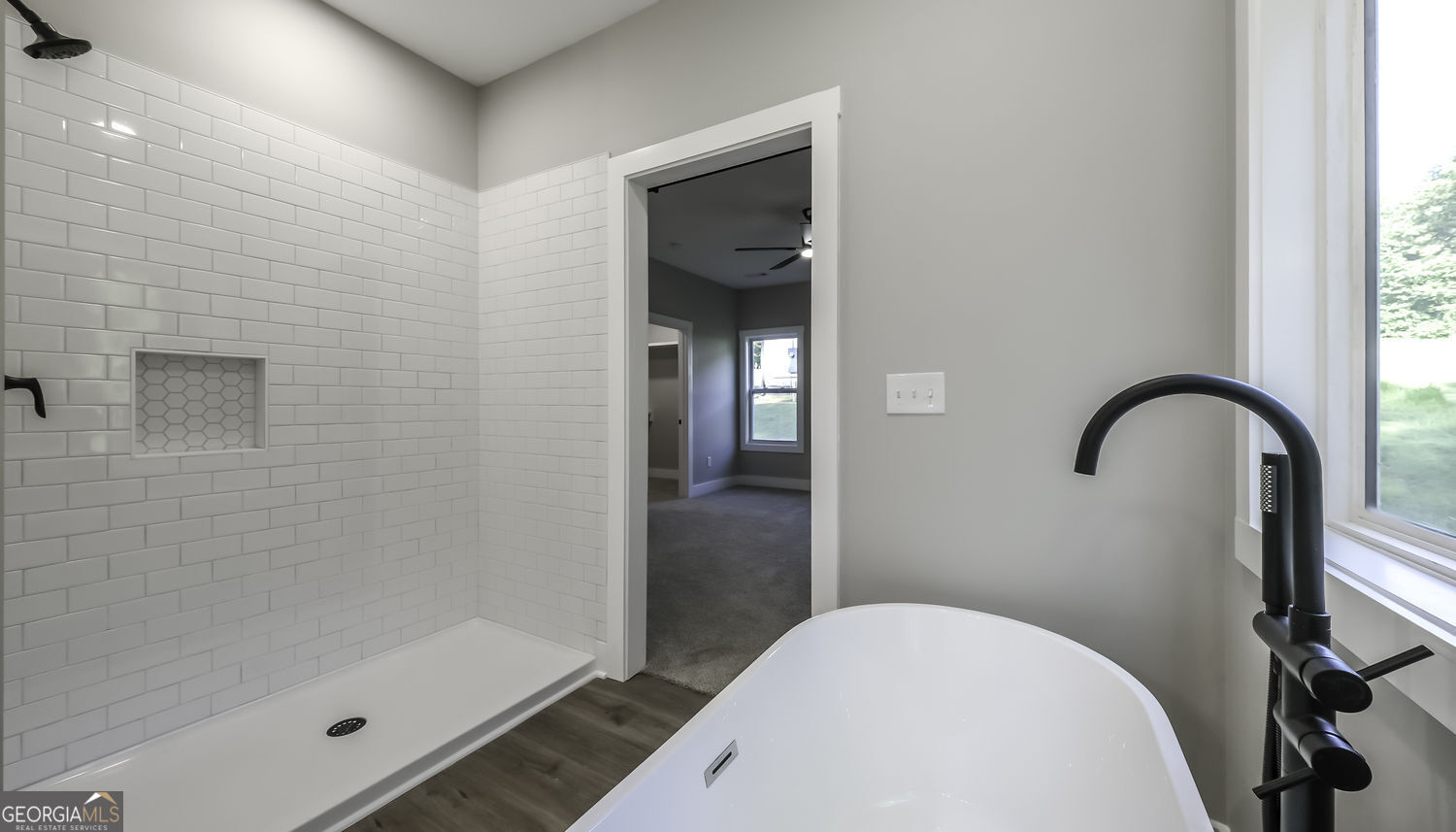 1120 Whispering Hills Drive Property Photo 23