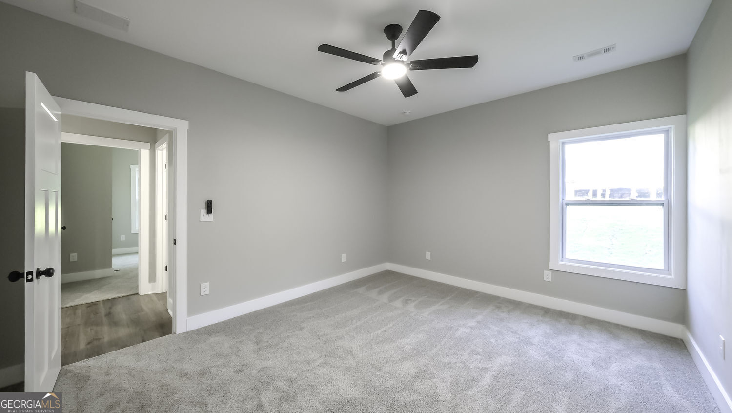 1120 Whispering Hills Drive Property Photo 34