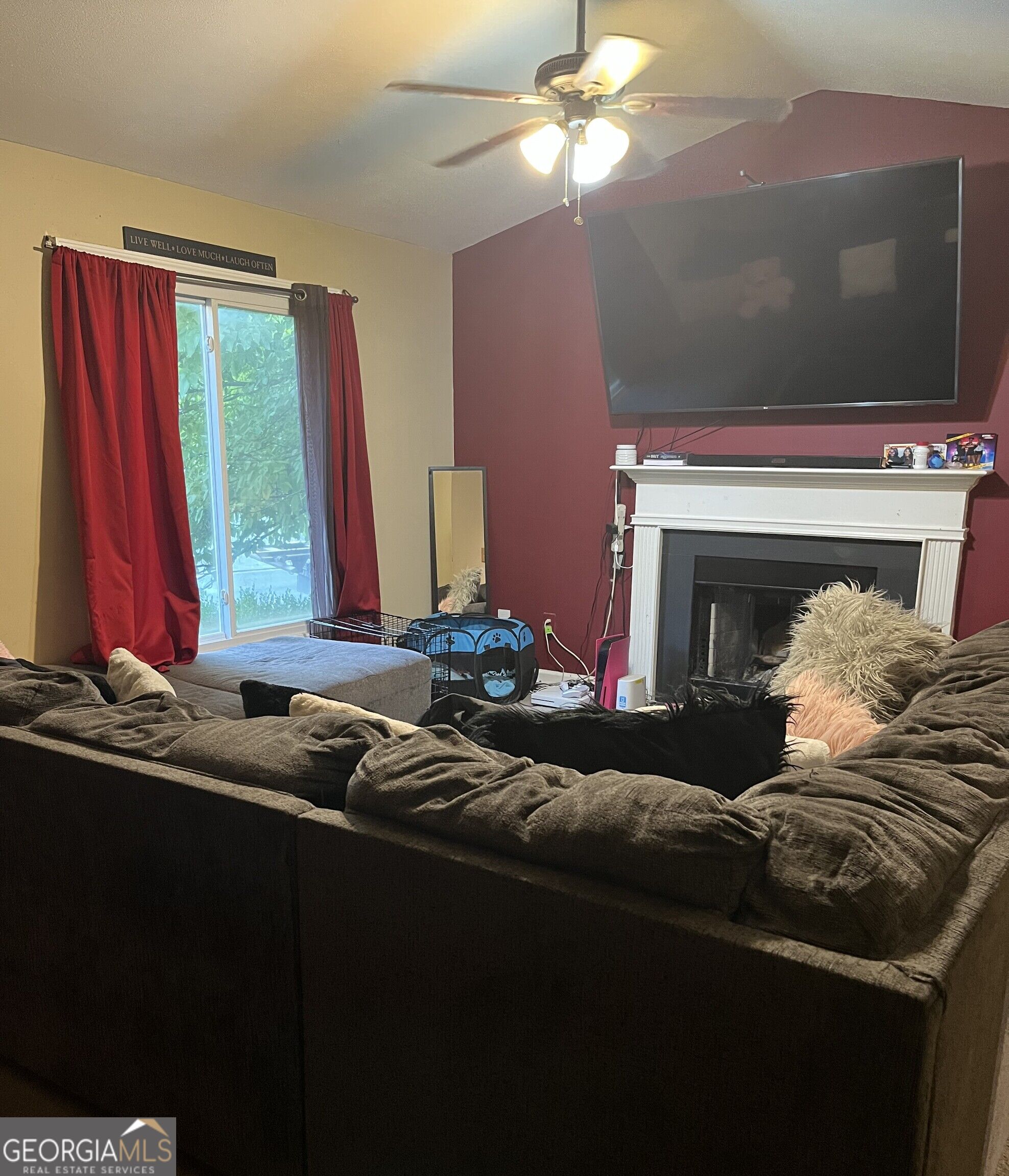7750 Mountain Creek Way Property Photo 2