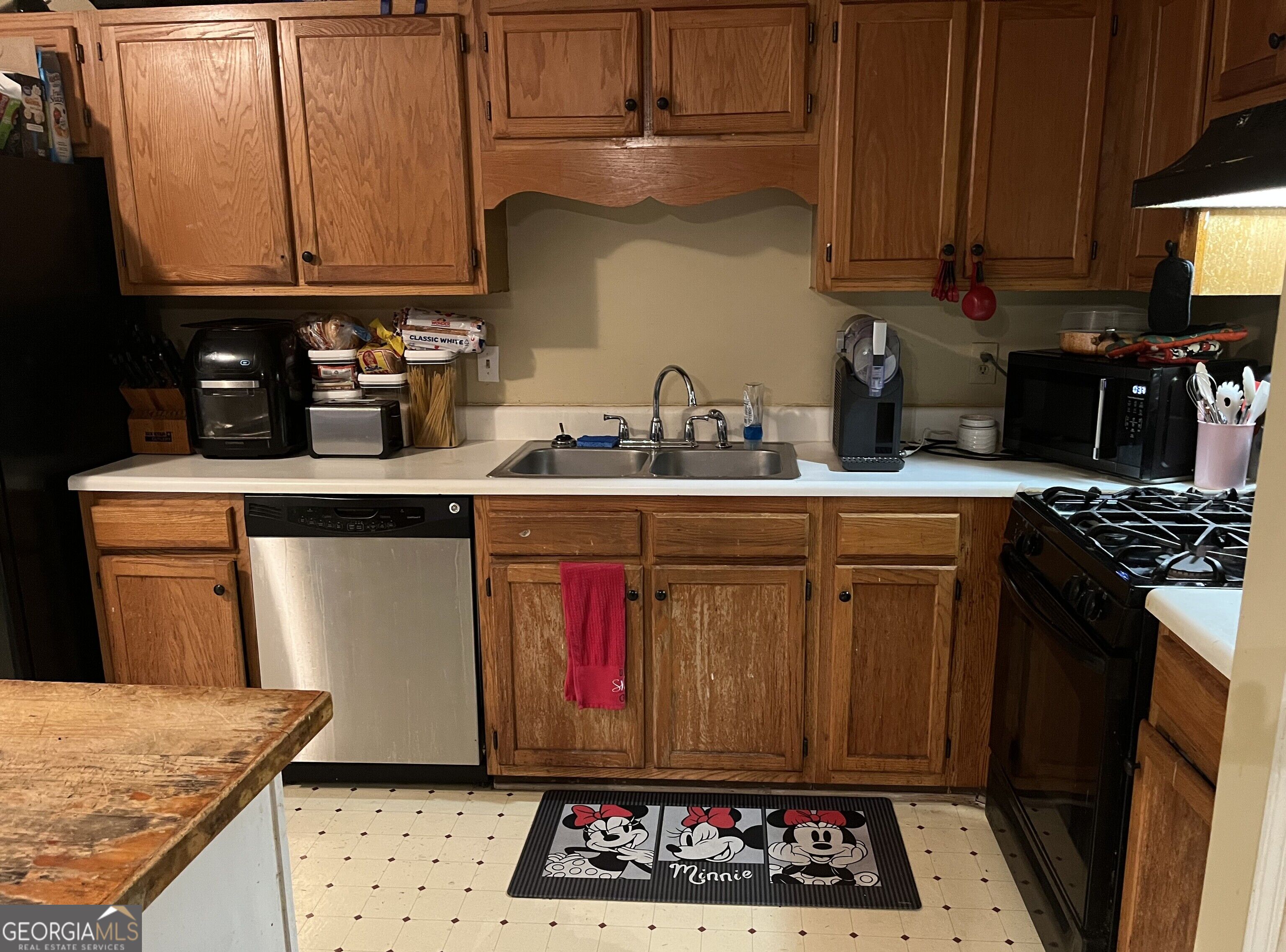 7750 Mountain Creek Way Property Photo 3