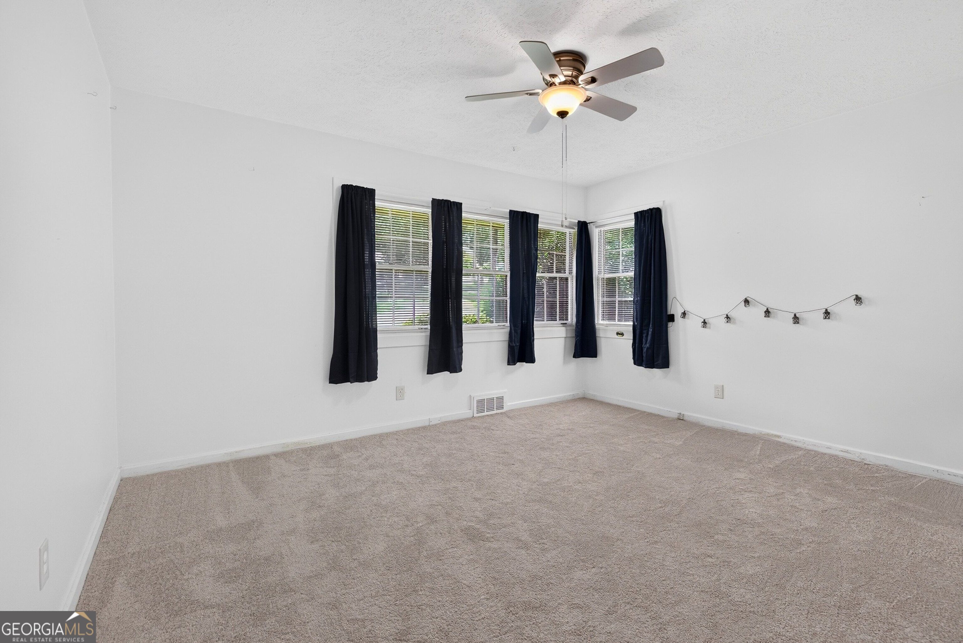 514 Farris Boulevard Property Photo 14