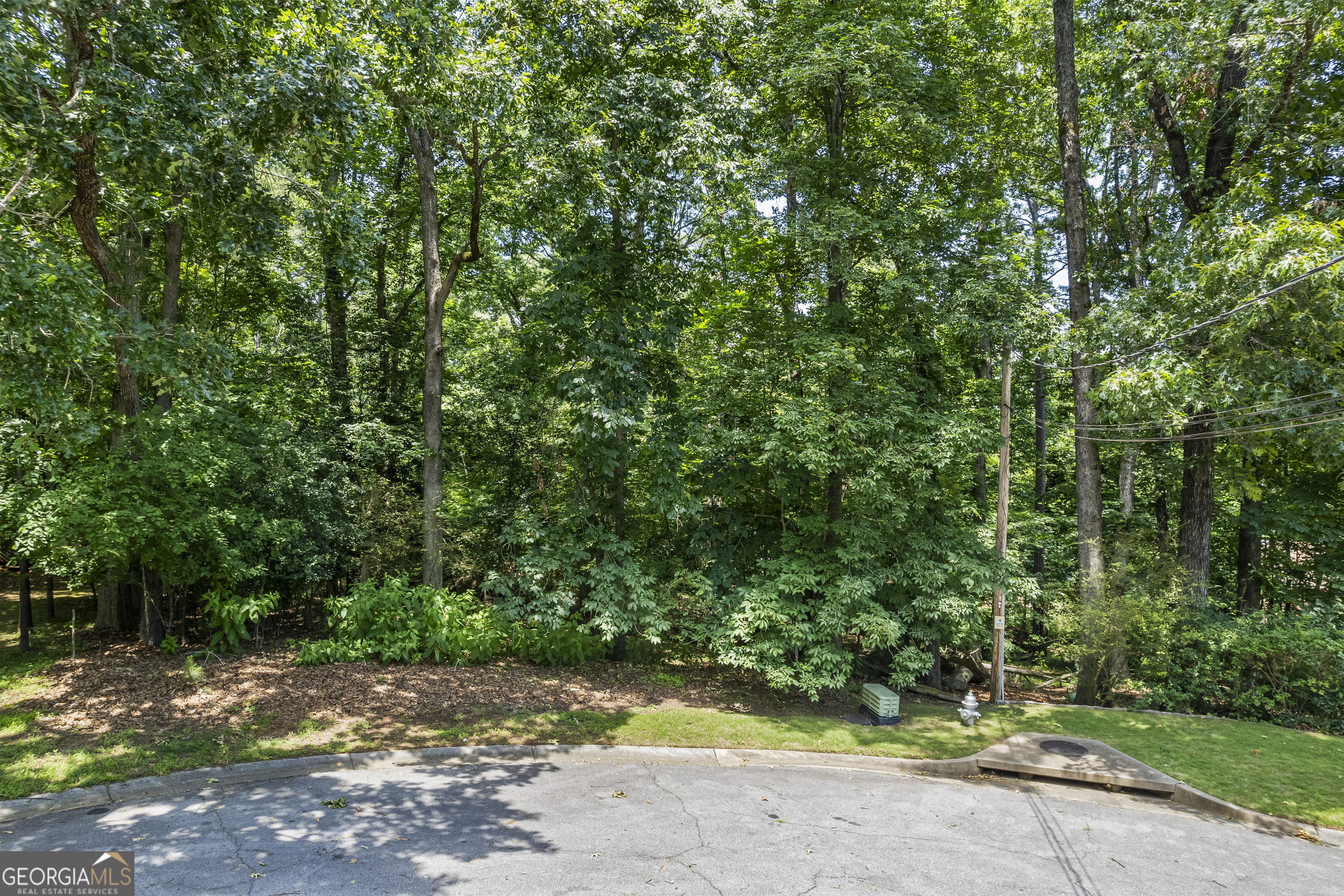5018 Castlewood Drive Sw Property Photo 9