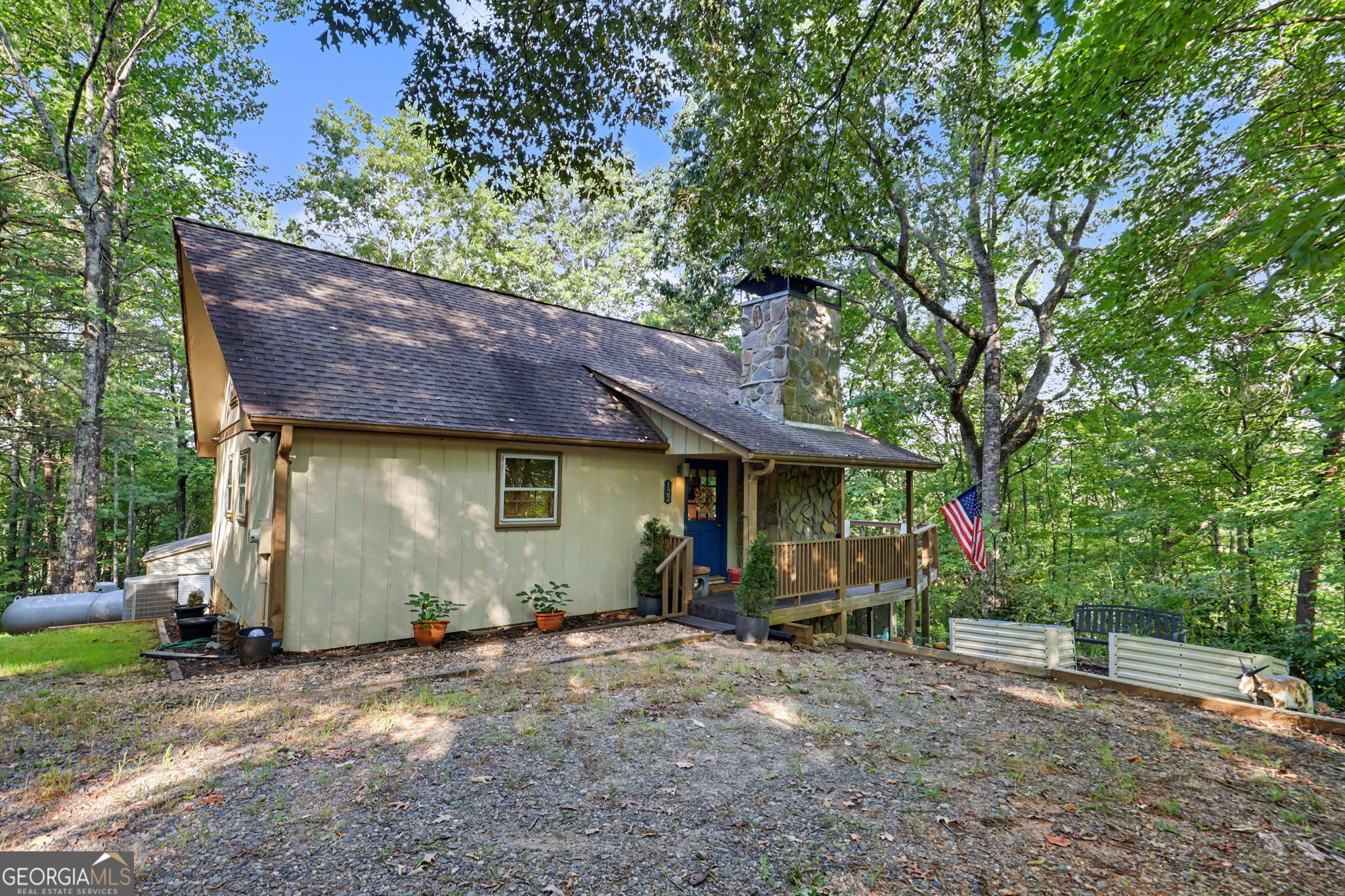 122 Navigator Lane Property Photo 5