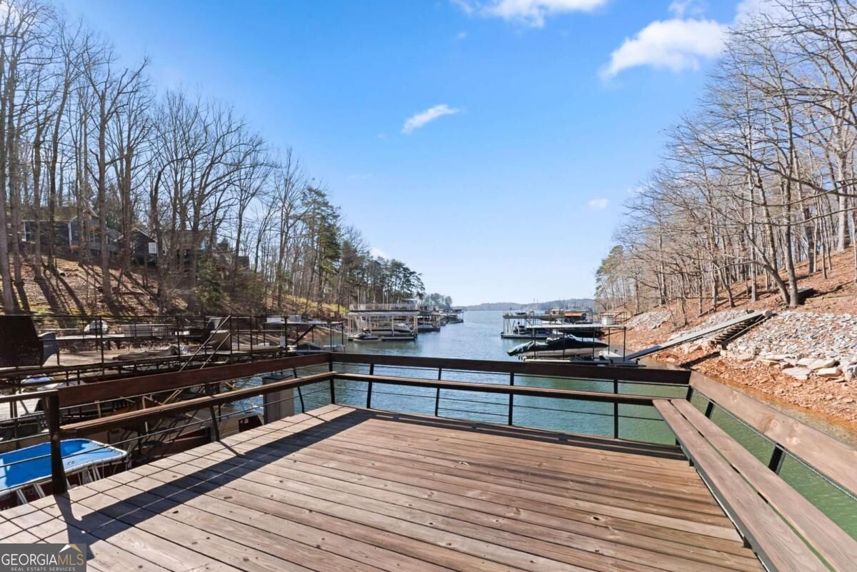 3655 Lodgehaven Circle Property Photo 4