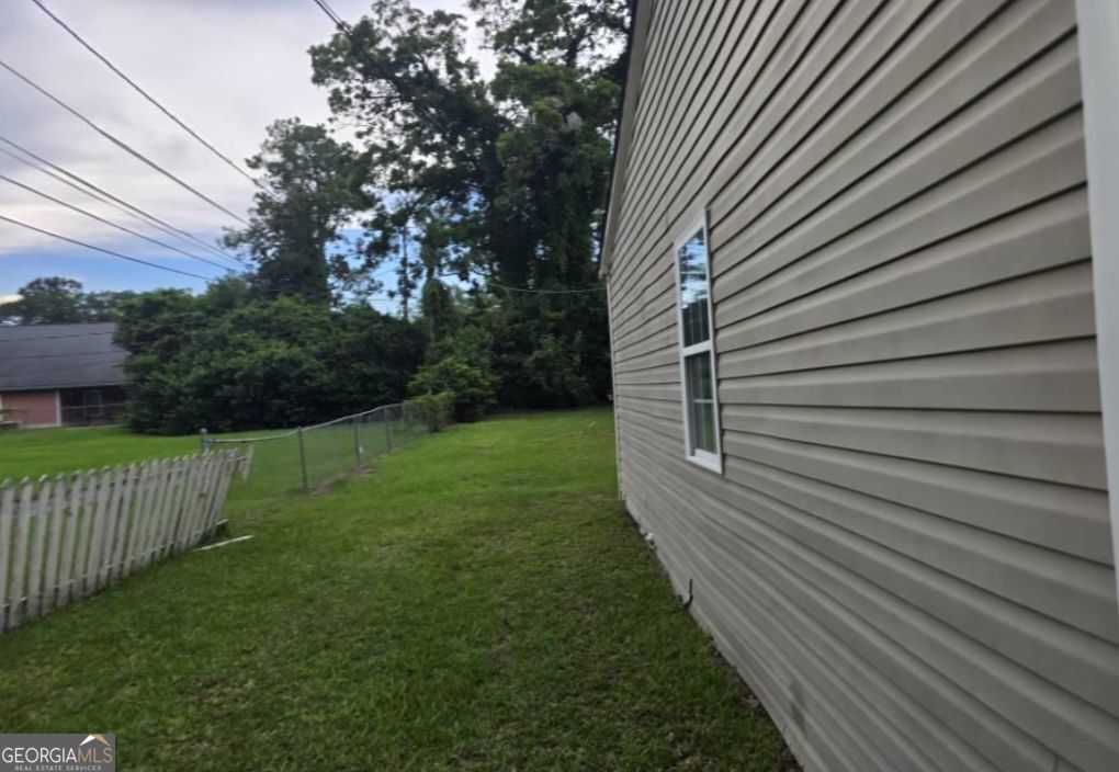 64 Henry Street Property Photo 2