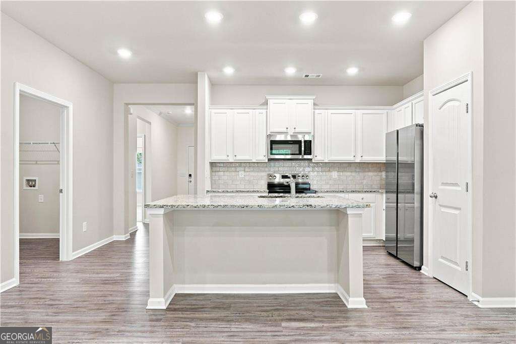94 Sanctuary Place Property Photo 9