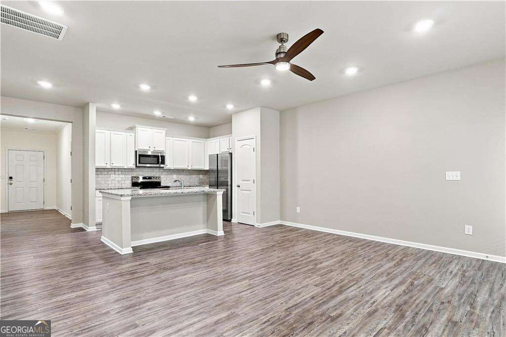 94 Sanctuary Place Property Photo 10