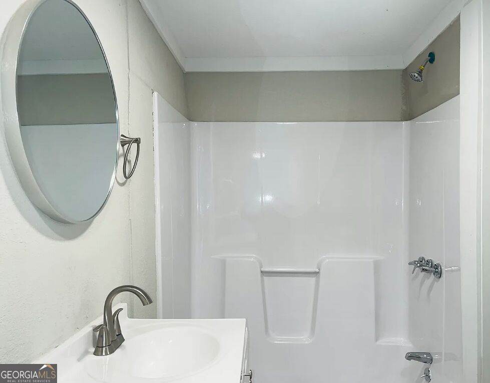 1318 Forrest Avenue Property Photo 5