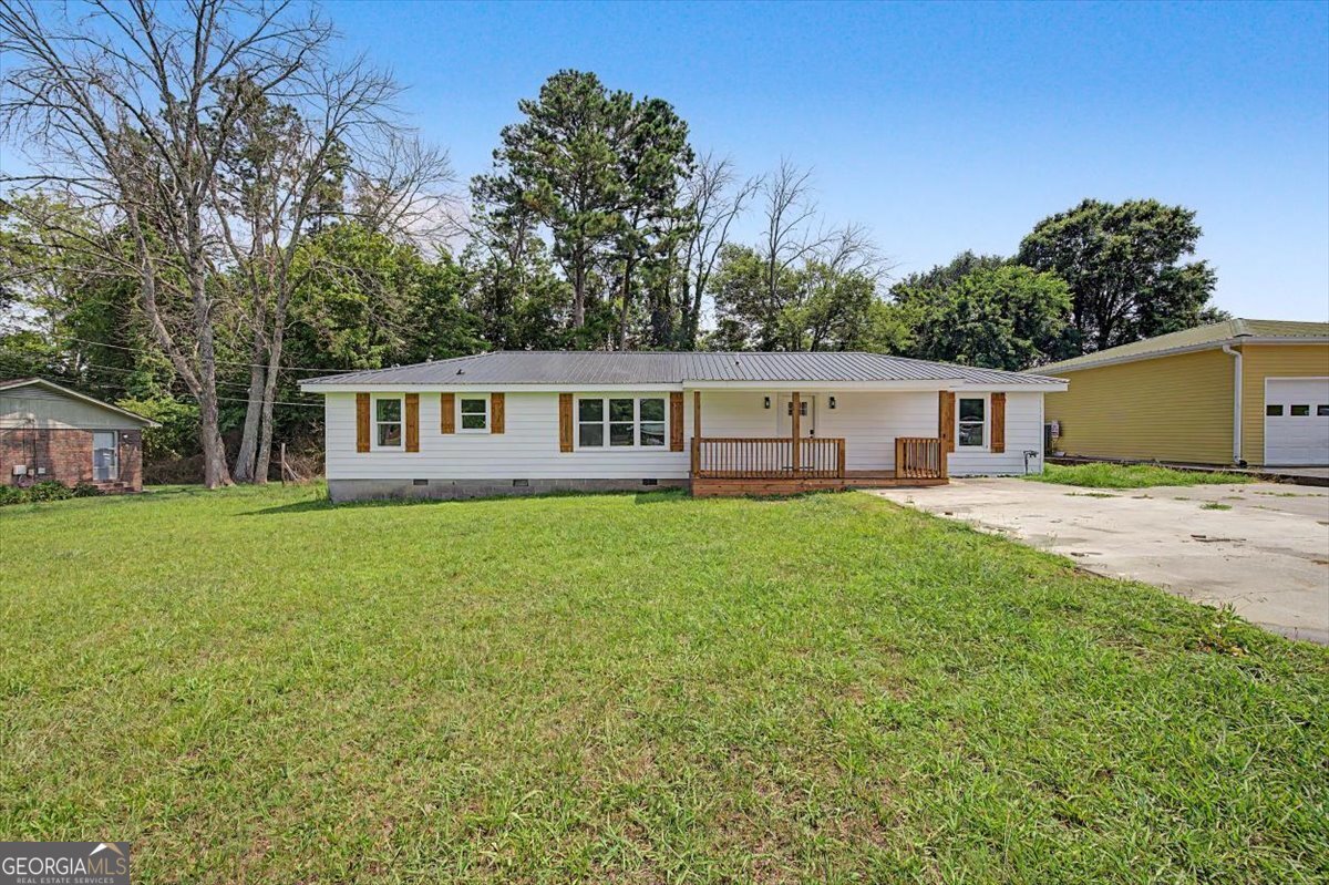 54 Glenwood School Road Ne Property Photo 1