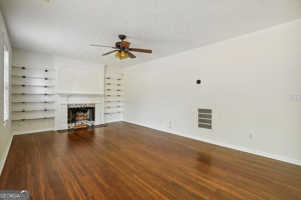 4255 Old House Drive Property Photo 21