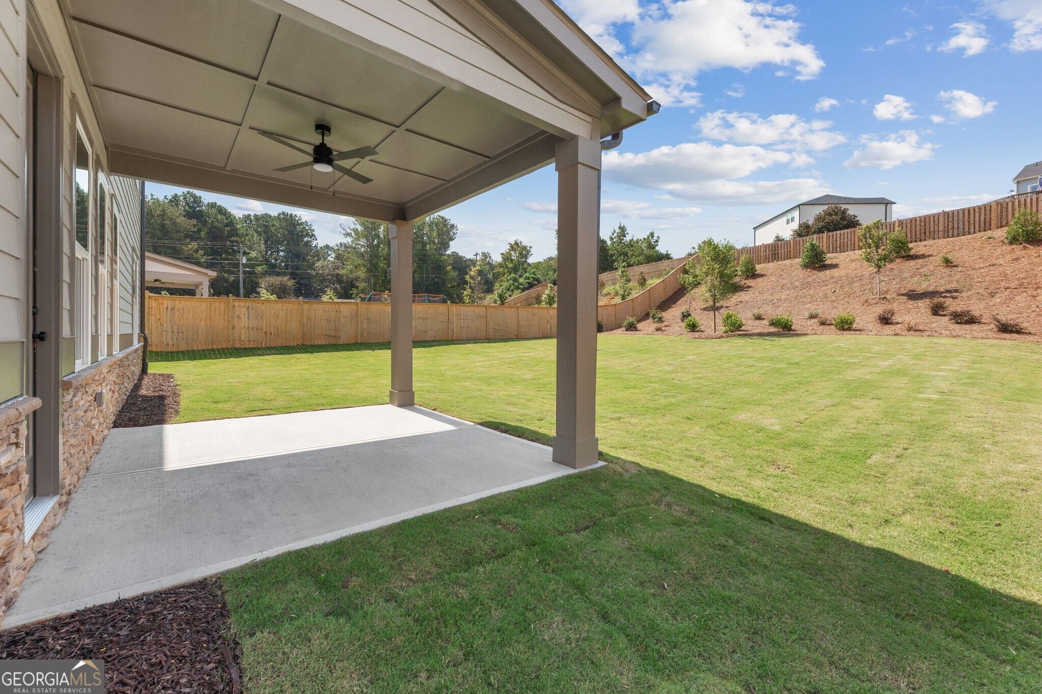 3335 Hillshire Drive Property Photo 5