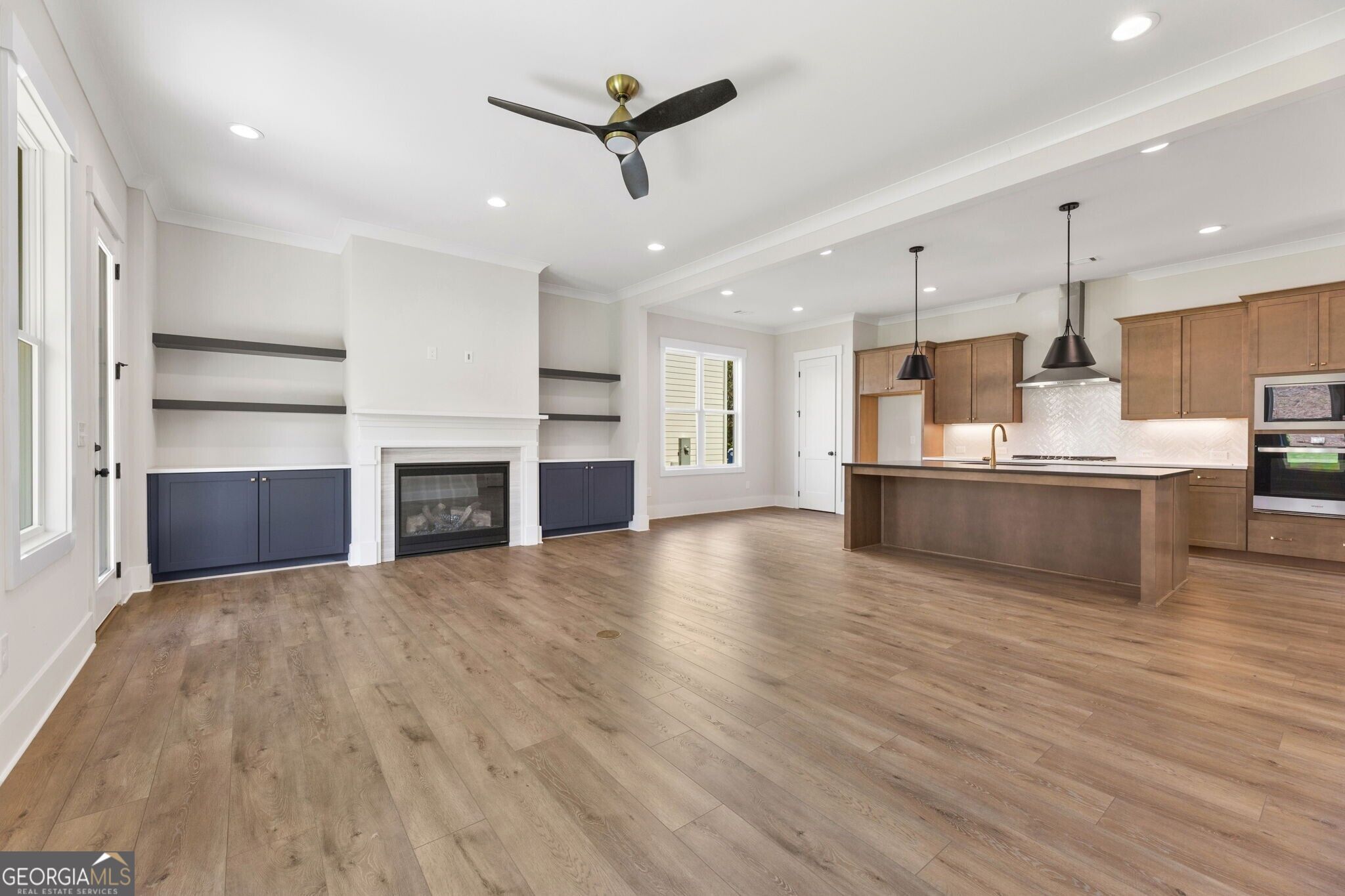 3335 Hillshire Drive Property Photo 13