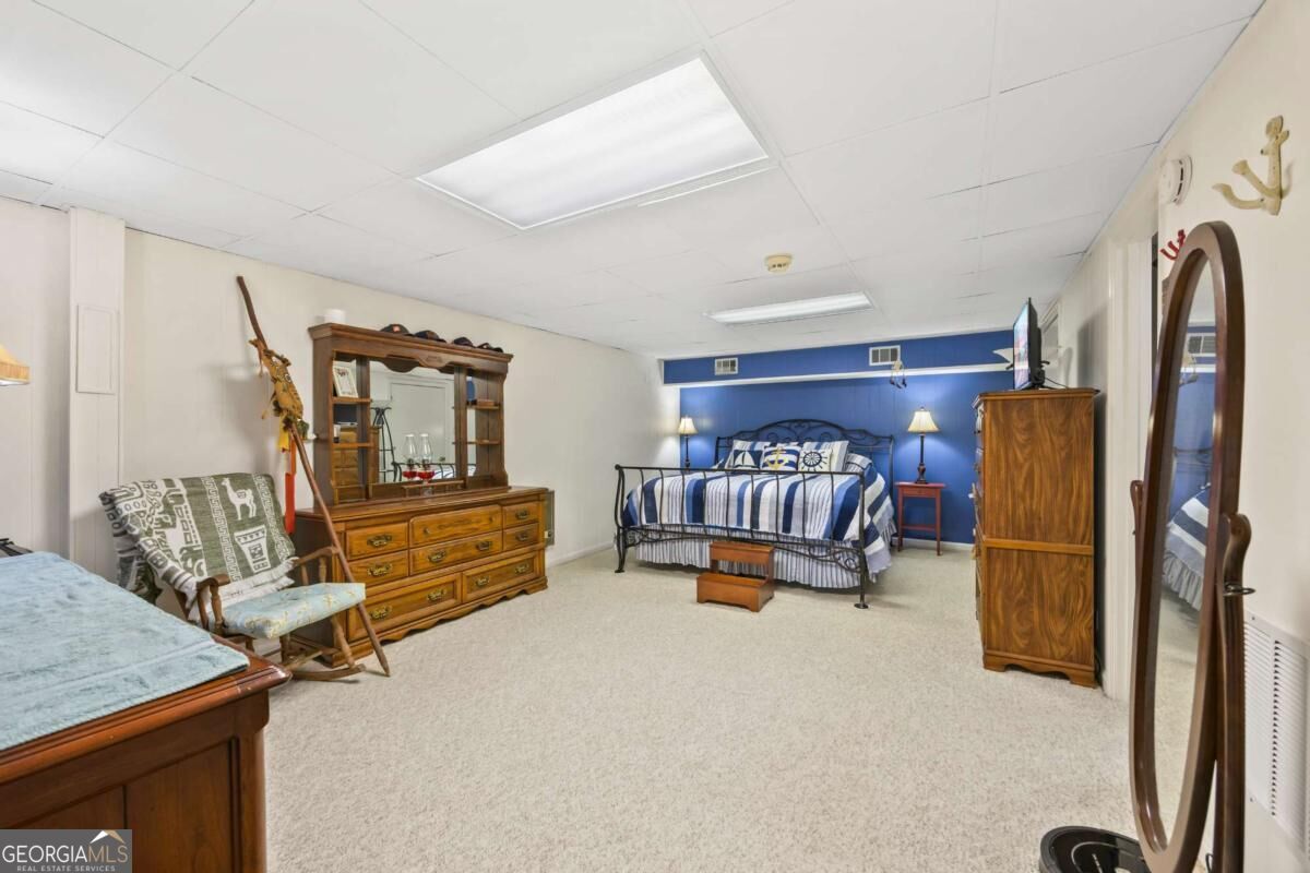 572 Imperial Drive Property Photo 33