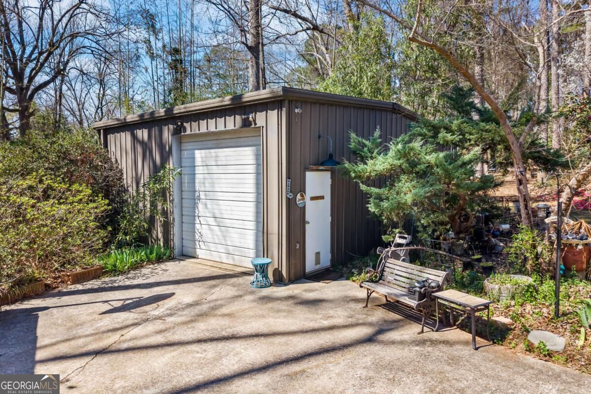 572 Imperial Drive Property Photo 40