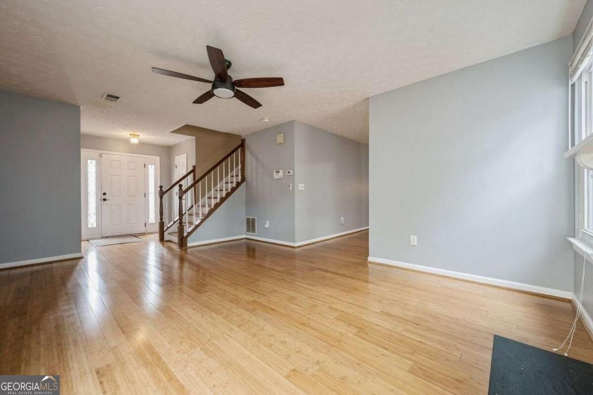 3635 Darwin Place Property Photo 7