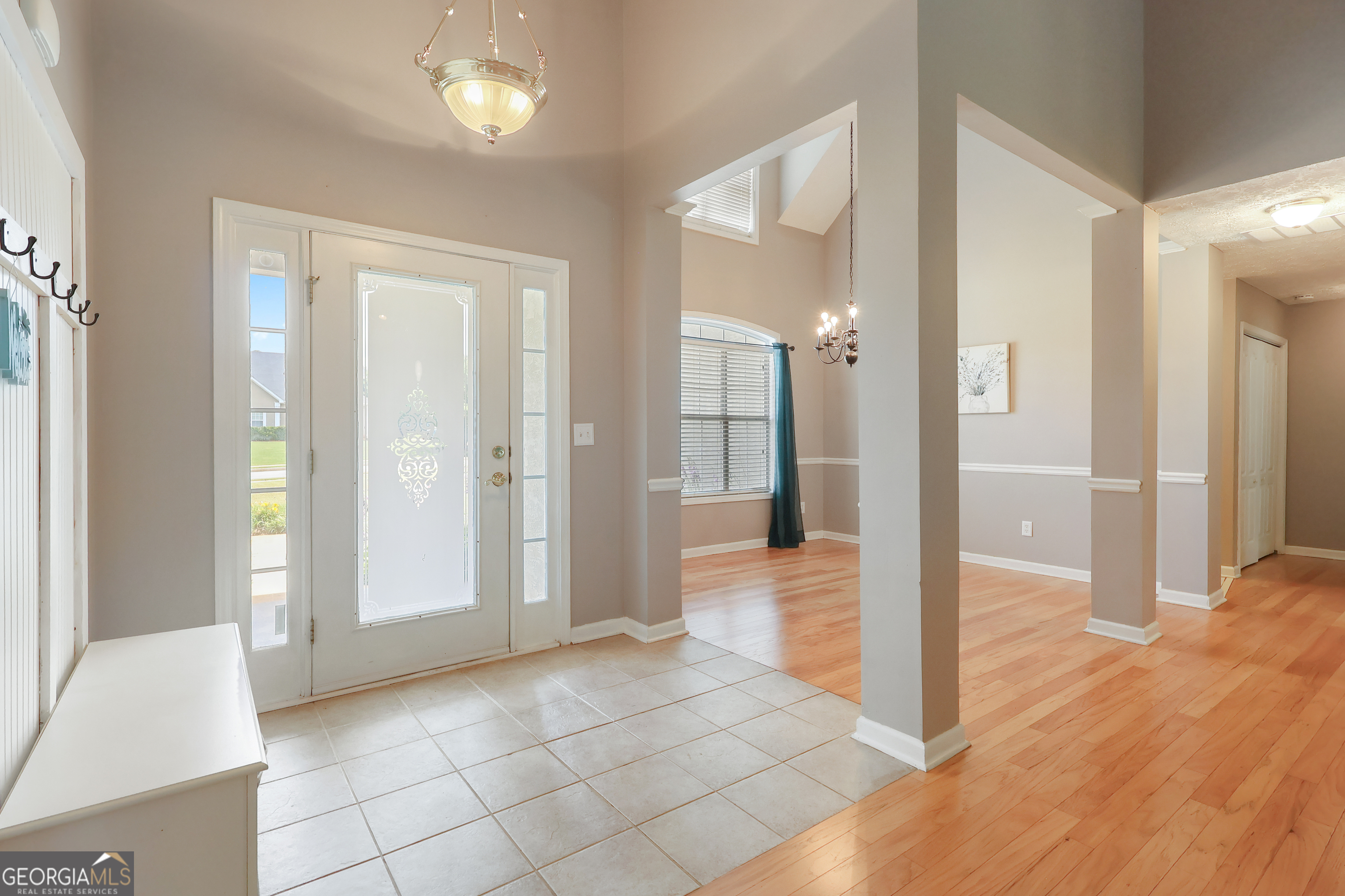 200 Chatfield Way Property Photo 5