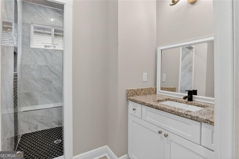 607 E Solomon Street Property Photo 11