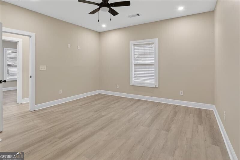 607 E Solomon Street Property Photo 15