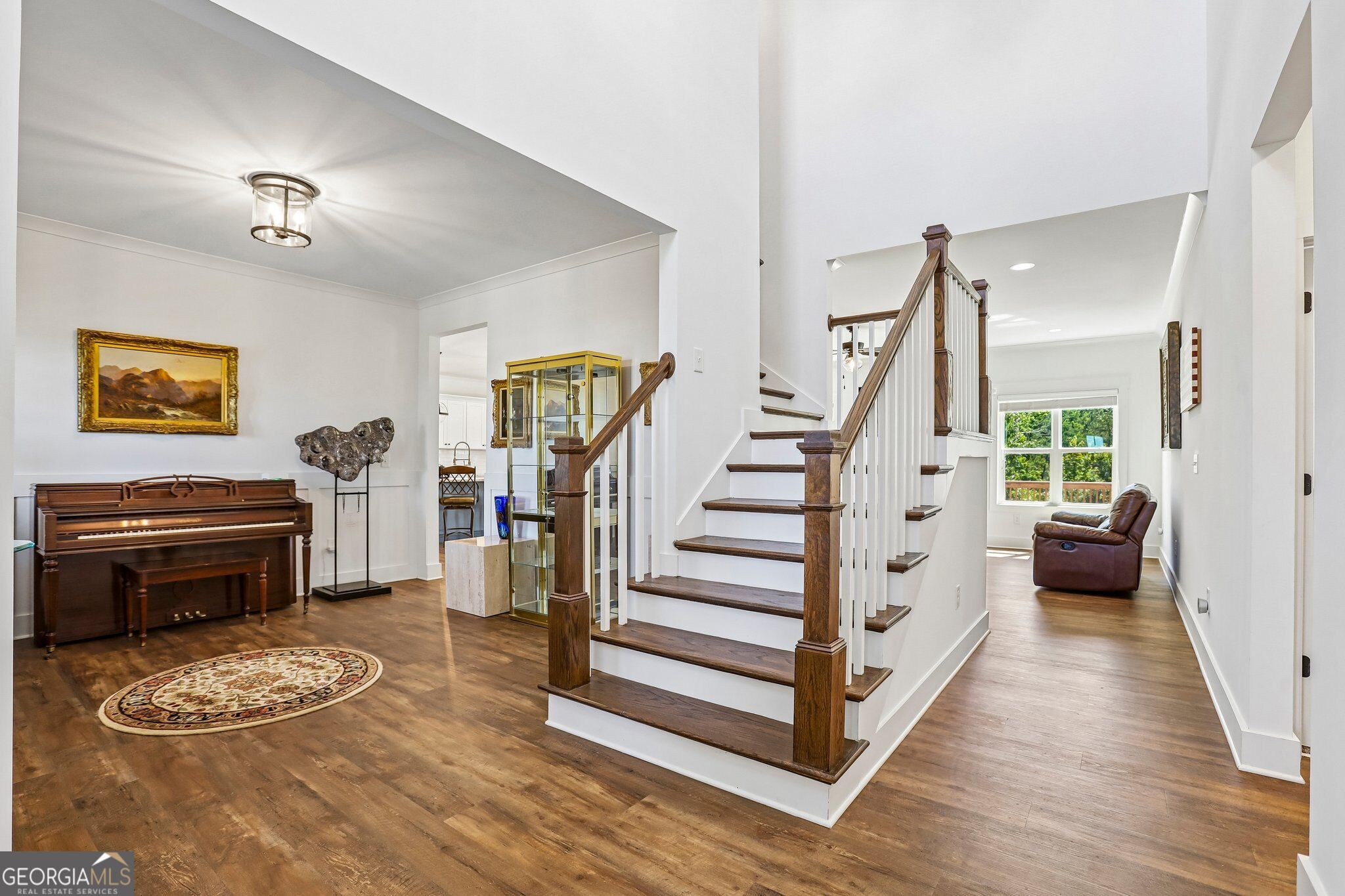 580 Stoneledge Road Property Photo 3